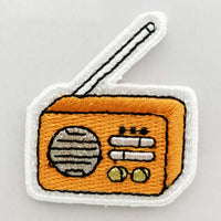 ヤングタウン刺繍ワッペン(ラジオ)※アイロンワッペン・ステッカー両用タイプ（オレンジ）